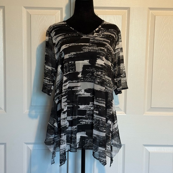 Monochrome Abstract Women's Tunic See-Through - Picture 1 of 7
